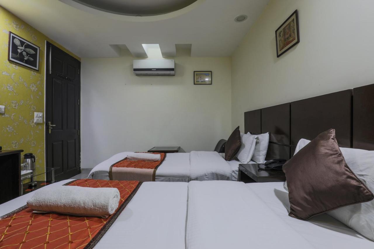 Hermitage By The Cosy Hotels Near Lotus Temple Neu-Delhi Exterior foto